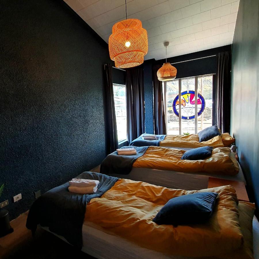 The Bank Sleeping Guesthouse Neskaupstaður Exteriér fotografie